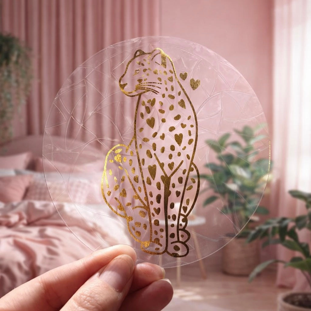 Léopard cœurs 🌈 Suncatcher Sticker 🌈 Autocollant Magique Attrape-Soleil